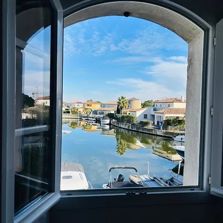 Holiday home Le Paradis Sur L'eau Aigues-Mortes