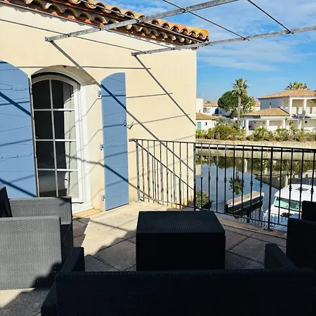 Holiday home Le Paradis Sur L'eau Aigues-Mortes